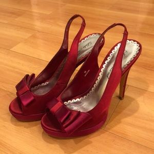 Size 8 Red Pump